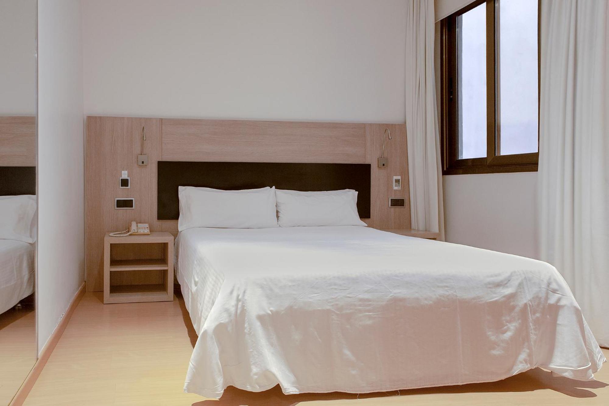 Hotel Lleo — Zdjęcia 3